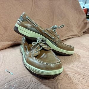 Sperry Tan and Cream Boat Shoes